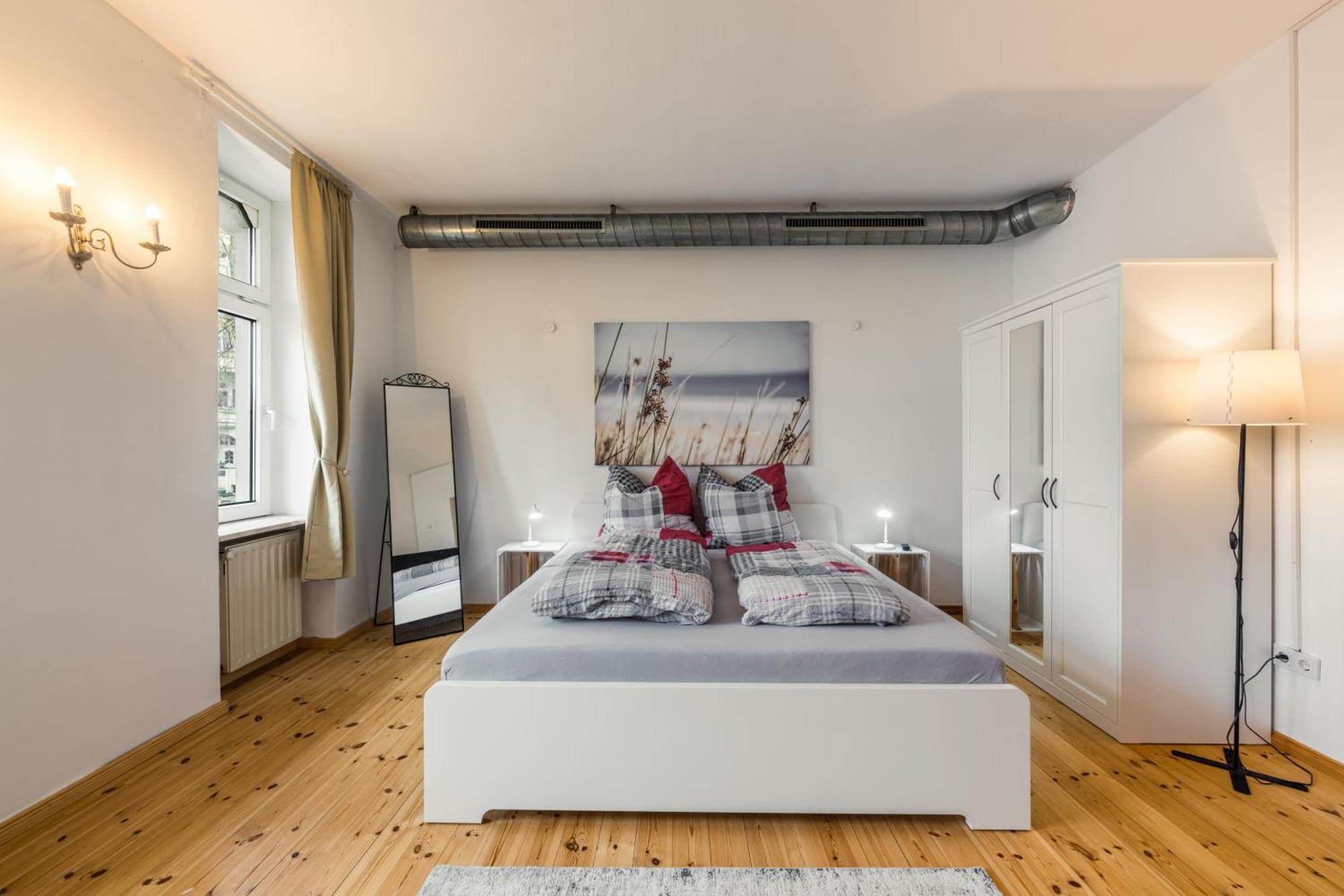 Exklusive Und Grosszuegige Wohnung 140 Qm In Magdeburg Top-Lage Mit Kicker Fuer Bis Zu 8 Personen Exterior foto
